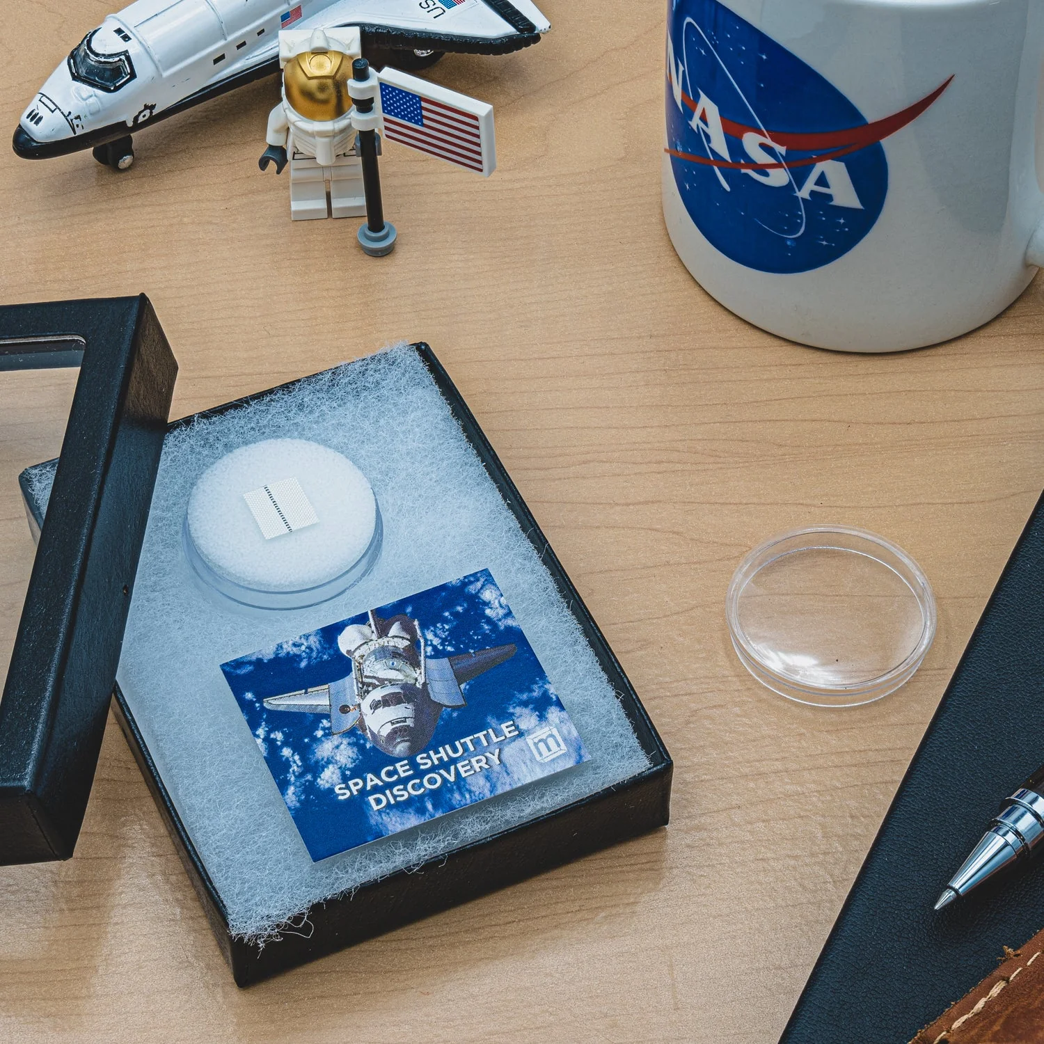 Space Shuttle Discovery - Flown Payload Bay Liner - Image 2