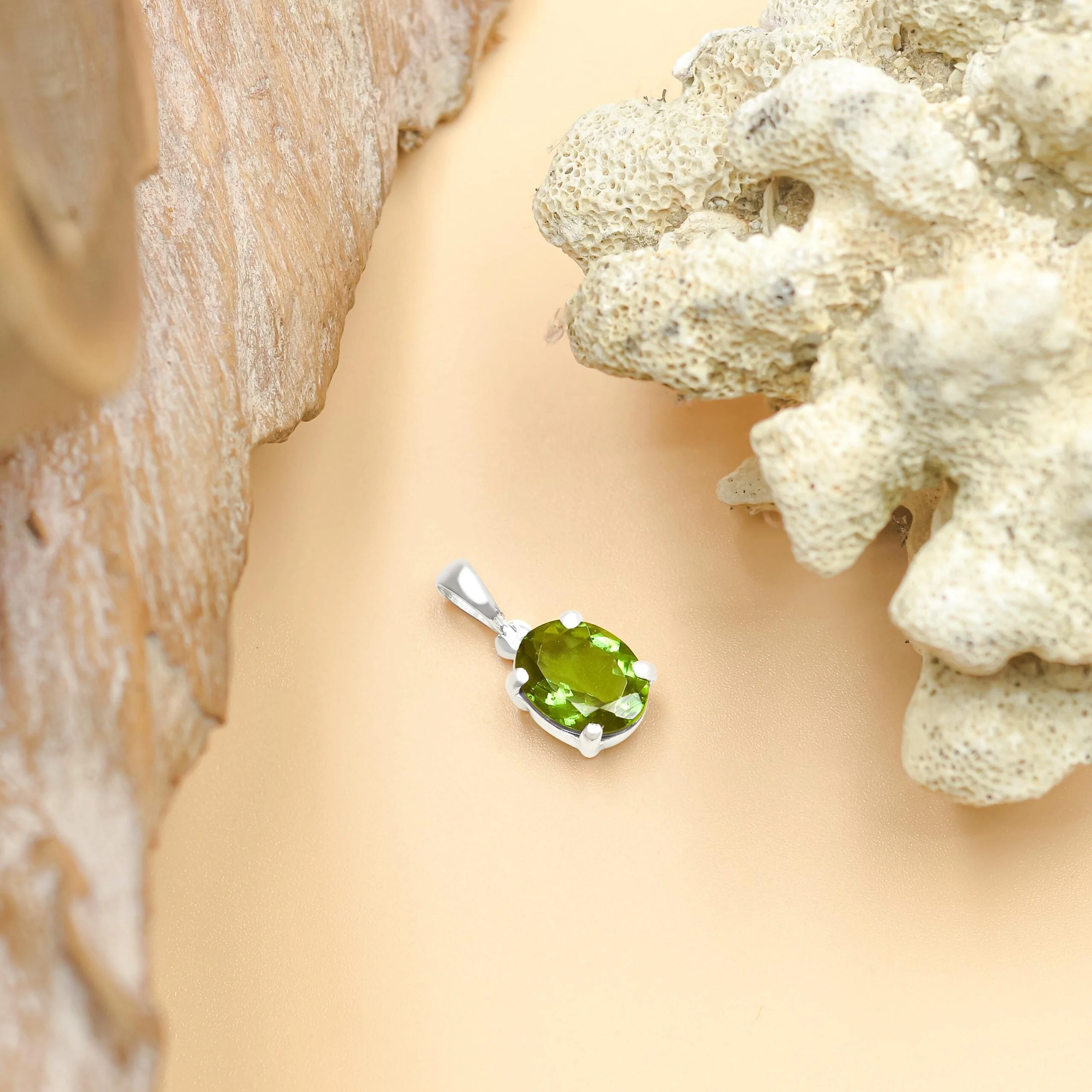 Starborn Oval Faceted Moldavite Prong Set Pendant in Sterling Silver - Large - Image 2
